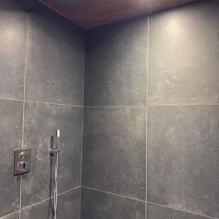 De Scott, Luxe Avec Et Sauna *